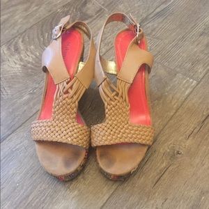 Tan wedges